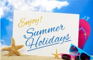Gentili Studenti, 

La scuola sarà chiusa per le vacanze estive da lunedì 3 a venerdì 21 agosto.
La segreteria sarà regolarmente operativa da lunedì 24 agosto.
Auguriamo a tutti voi buone vacanze.💓
See you soon 🔜 😎